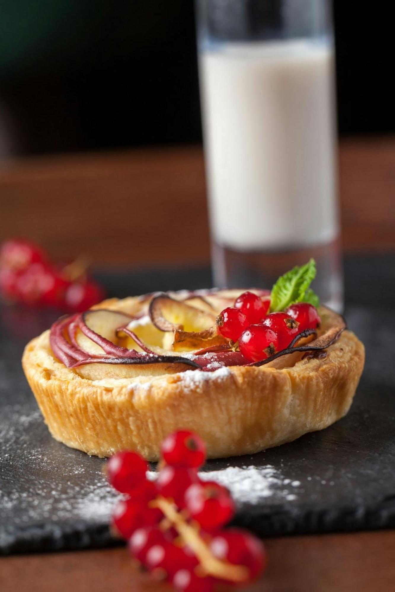 Готель Eugenia De Montijo, Autograph Collection Толедо Екстер'єр фото Apple tart